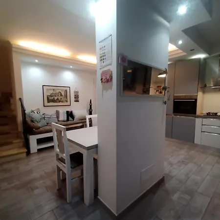 Holiday home Relax A -casa Domitilla - Marco Simone